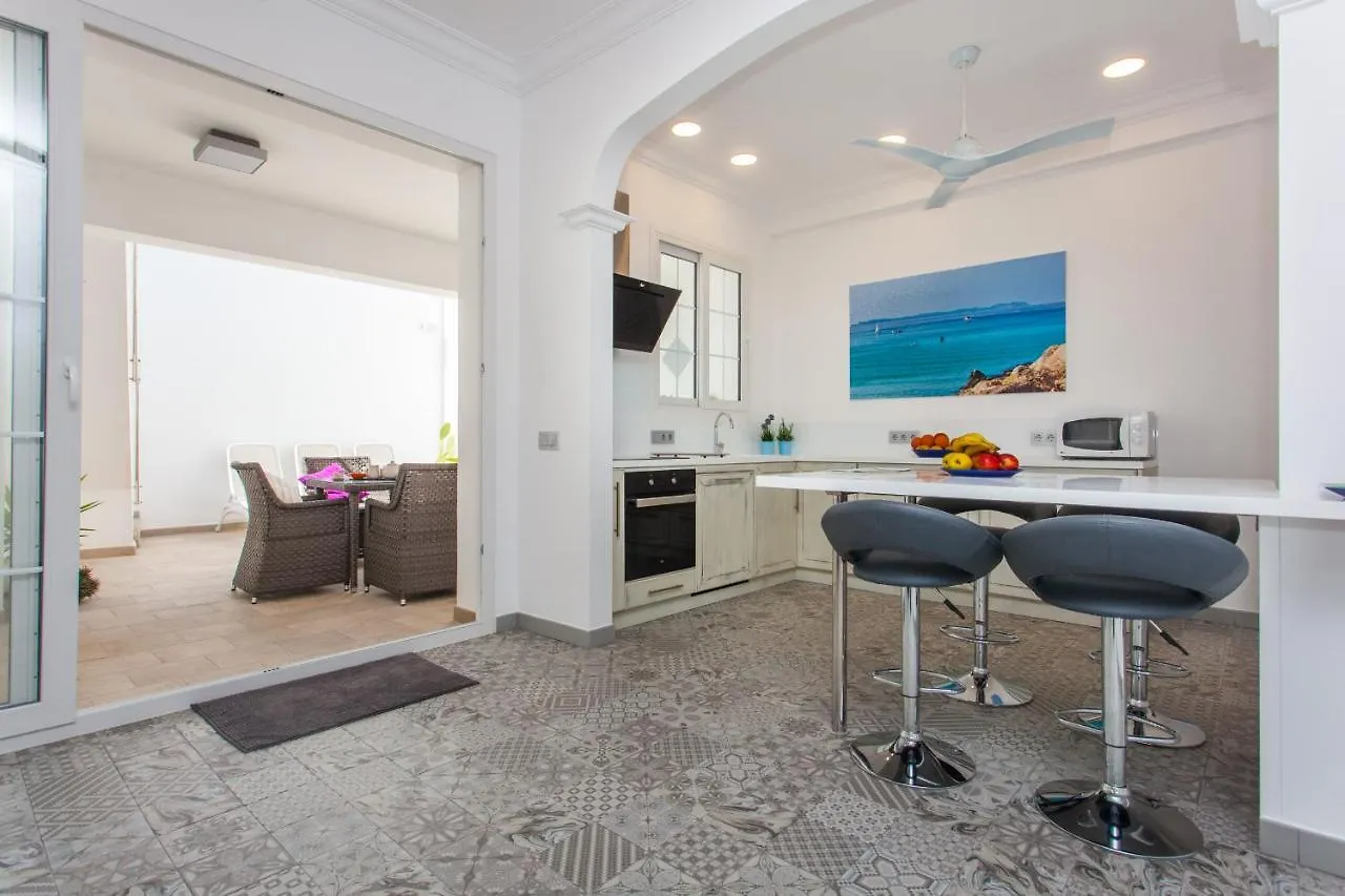 Holiday home Beach House Sa Torre Colonia de Sant Jordi